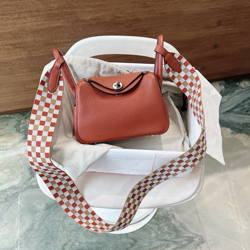 Hermes 愛馬仕 Mini Lindy 南瓜色銀扣-0