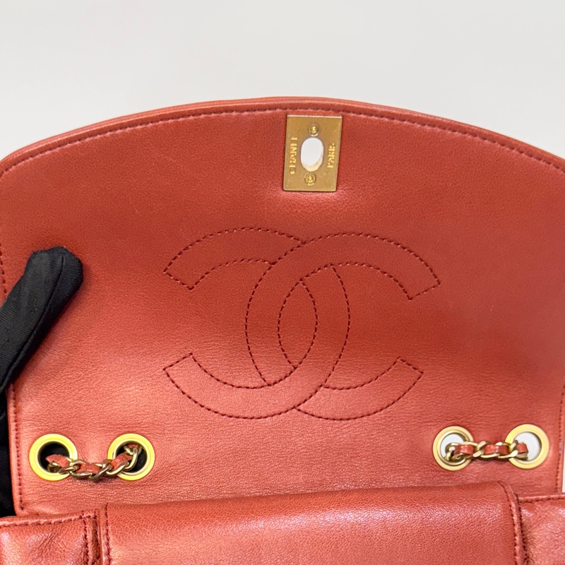 CHANEL磚紅色牛皮金釦Diana肩背包A92734-10