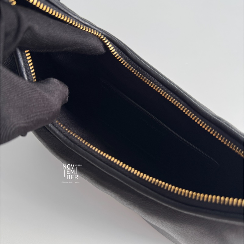 近全新🙌🏻 Saint Laurent YSL 聖羅蘭 Calypso腋下包 肩背包-2