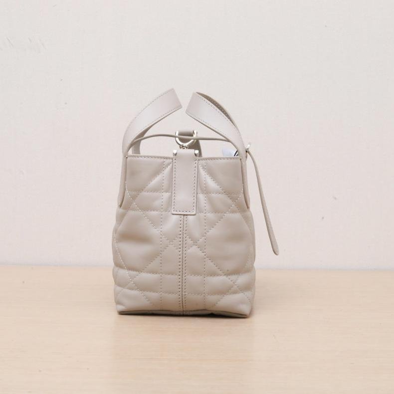 米色 皮革C 金釦 2025 Toujours 豎版 13cm-1