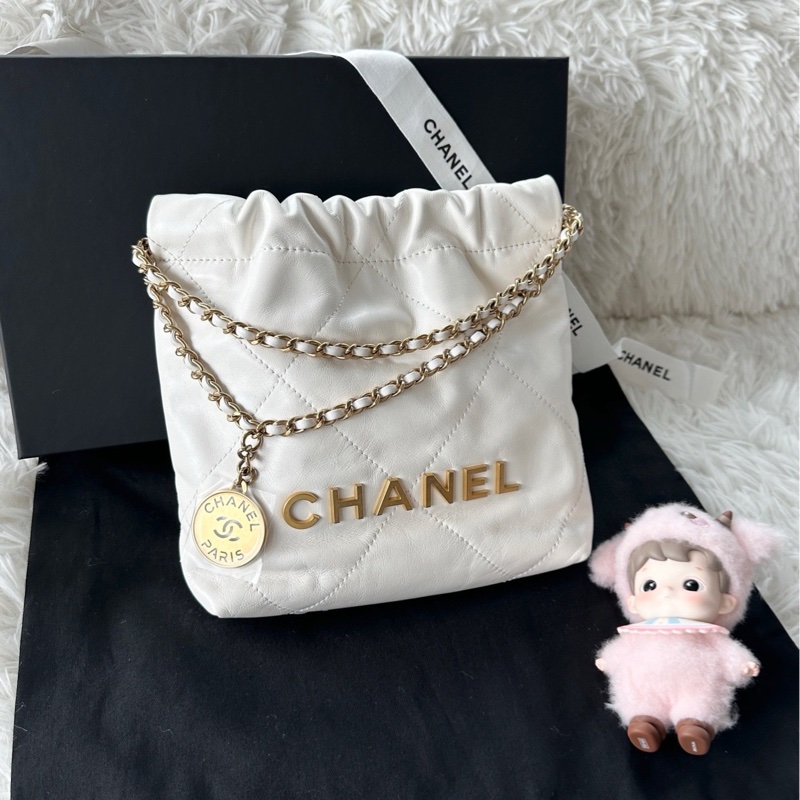 香奈兒 Chanel 23A 22bag mini 白色 牛皮 流浪包 垃圾袋 金幣logo 抽繩 手提 斜挎 單肩-0