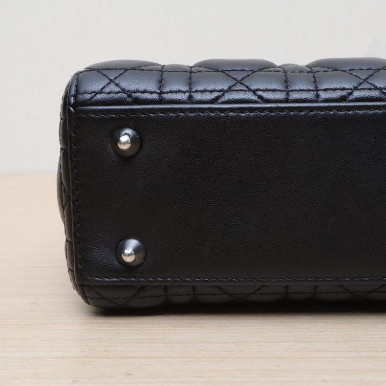 Lady Dior 戴妃包 四格 徽章肩帶 黑色 皮革S 銀釦 2016-3