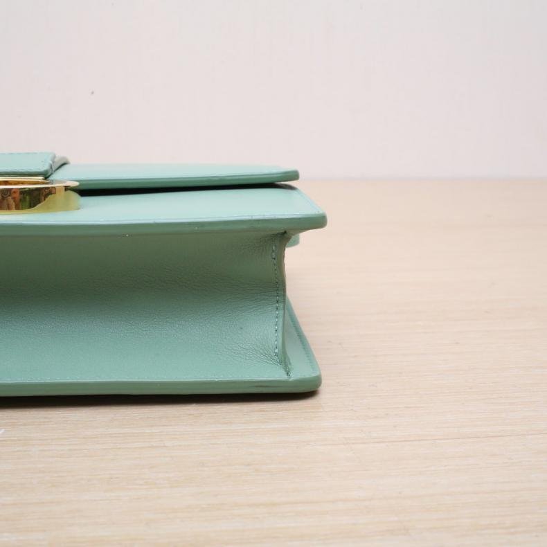 30Montaigne 蒙田 皮肩帶 大號 24 綠色 皮革C 金扣 2019-4