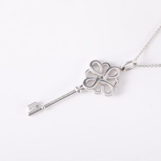 18K白金 鑽石 pt950 白金 中國結 半鑽 鑰匙項链 18K-1