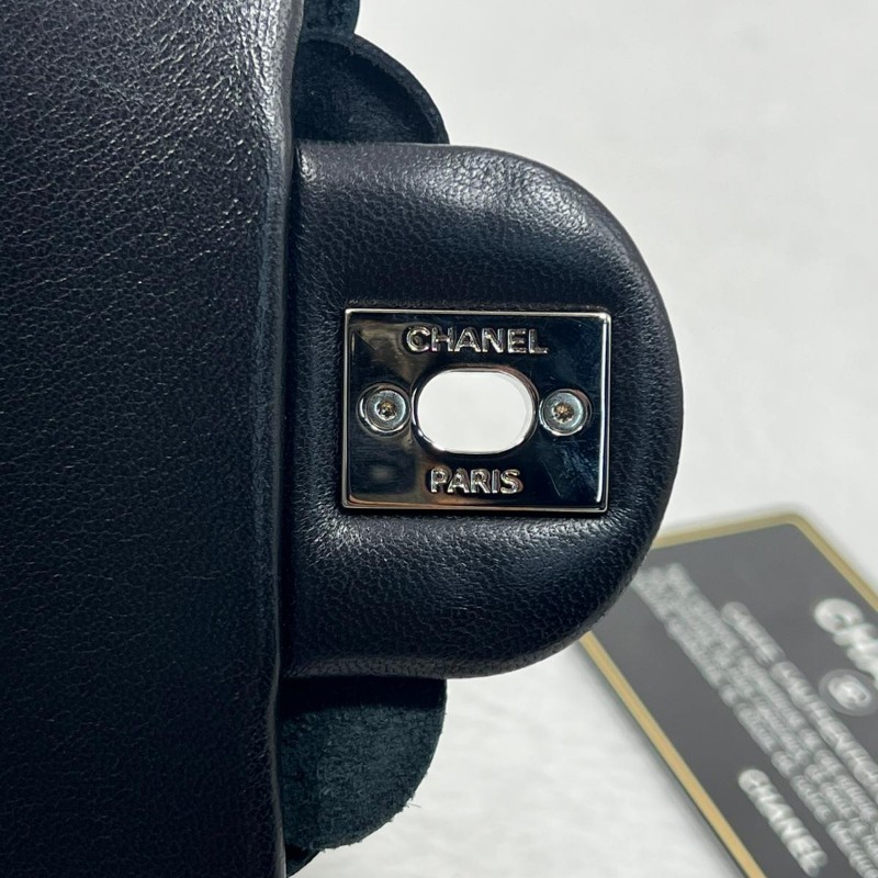 Chanel CF17-13