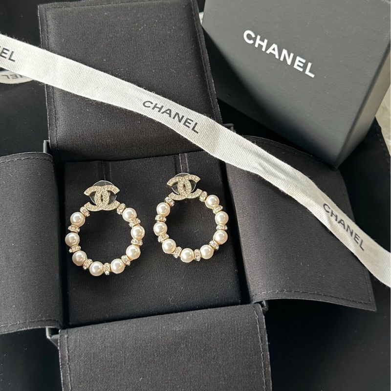 香奈兒 Chanel 圓形 雙C 裝飾水晶 白色 珍珠 耳環 耳釘 jennie同款-3