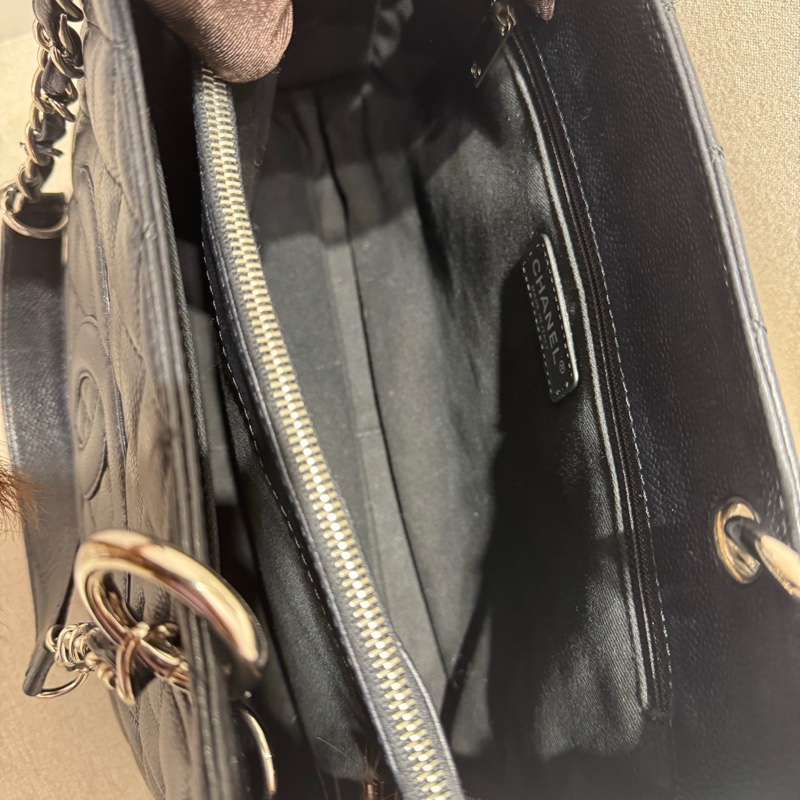 CHANEL GST TOTE-4