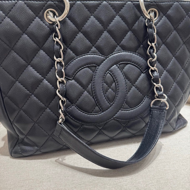 CHANEL GST TOTE-6