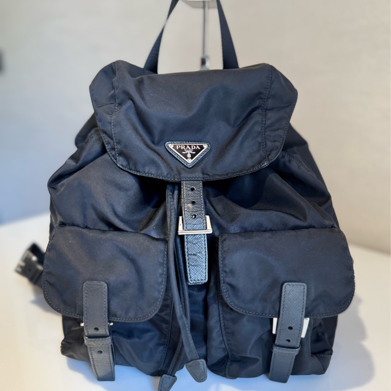 PRADA 經典雙口袋後背包-0