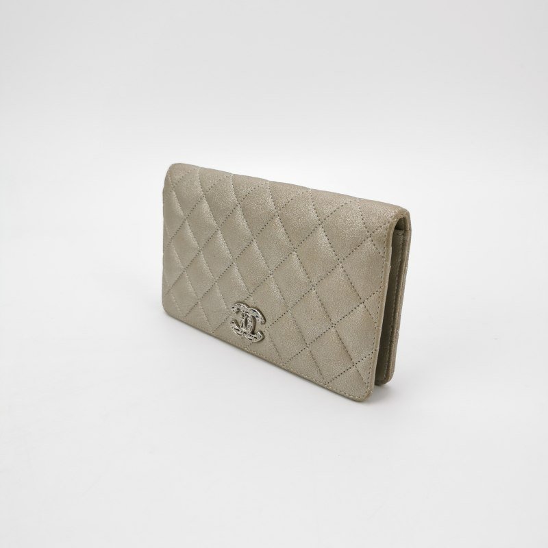 Chanel 磨砂皮 純色 菱格 絎縫 雙C 標識 錢包-1