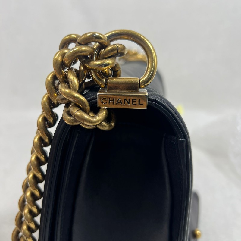 Chanel boy 25-15
