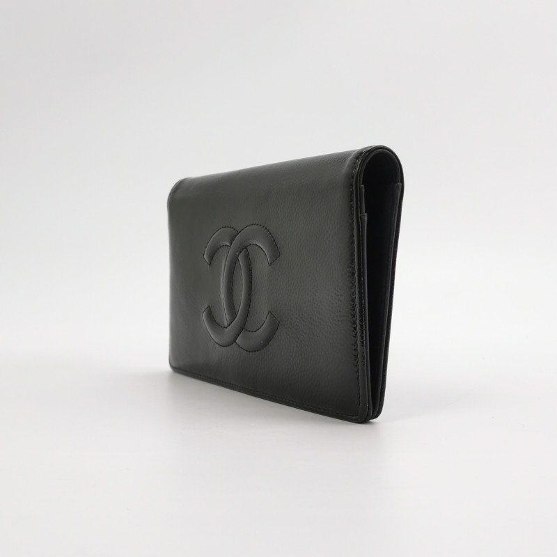 Chanel 漆皮 純色 雙C Logo 皮夾-1