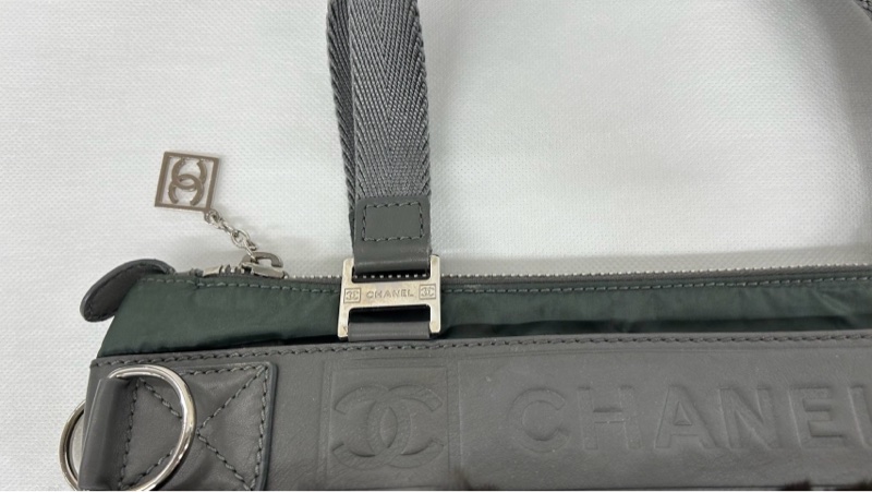 Chanel 兔毛托特包 卡標齊全-5