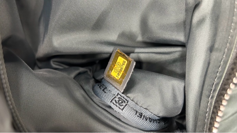 Chanel 兔毛托特包 卡標齊全-14