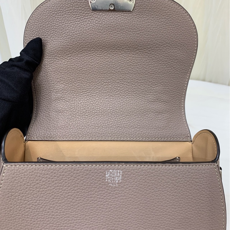 🍁Moynat莫奈Flori馬鞍包 簡約透著高級感 經典大象灰 尺寸20*9*19-8