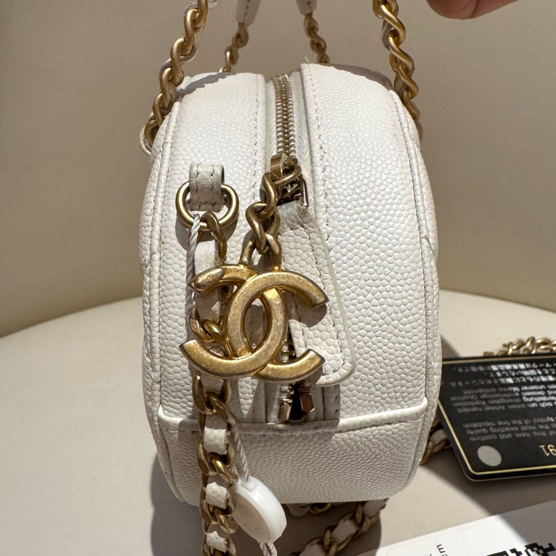 Chanel / 香奈兒 限量小圓餅 白色荔枝牛皮-15