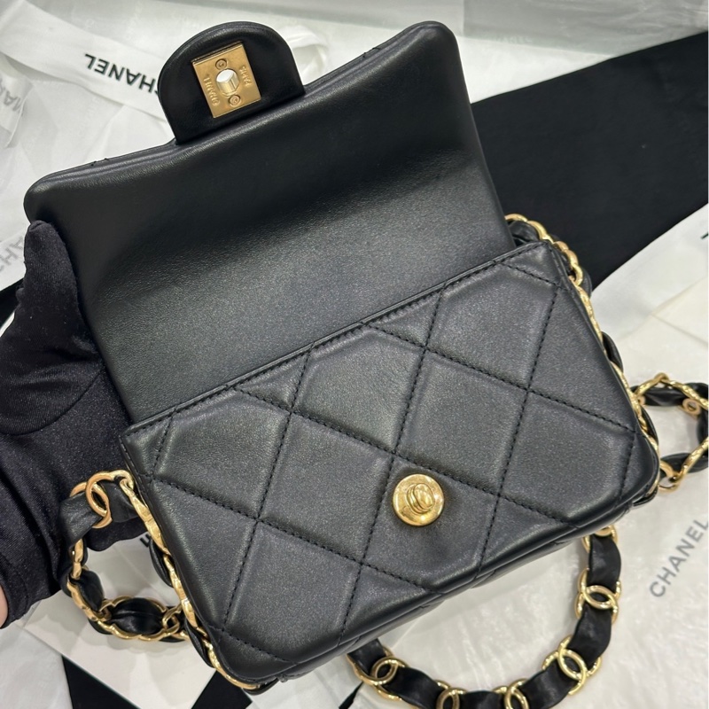 香奈兒 Chanel 24k hobo 黑金 腋下包 羊皮 雙c寬肩帶-6