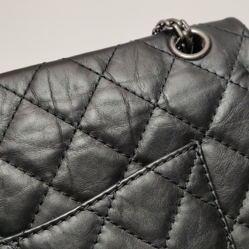 Chanel 2.55 Flag Bag 經典款 大號 油蠟皮 菱格 絎縫 長方形旋扣 單肩包-13