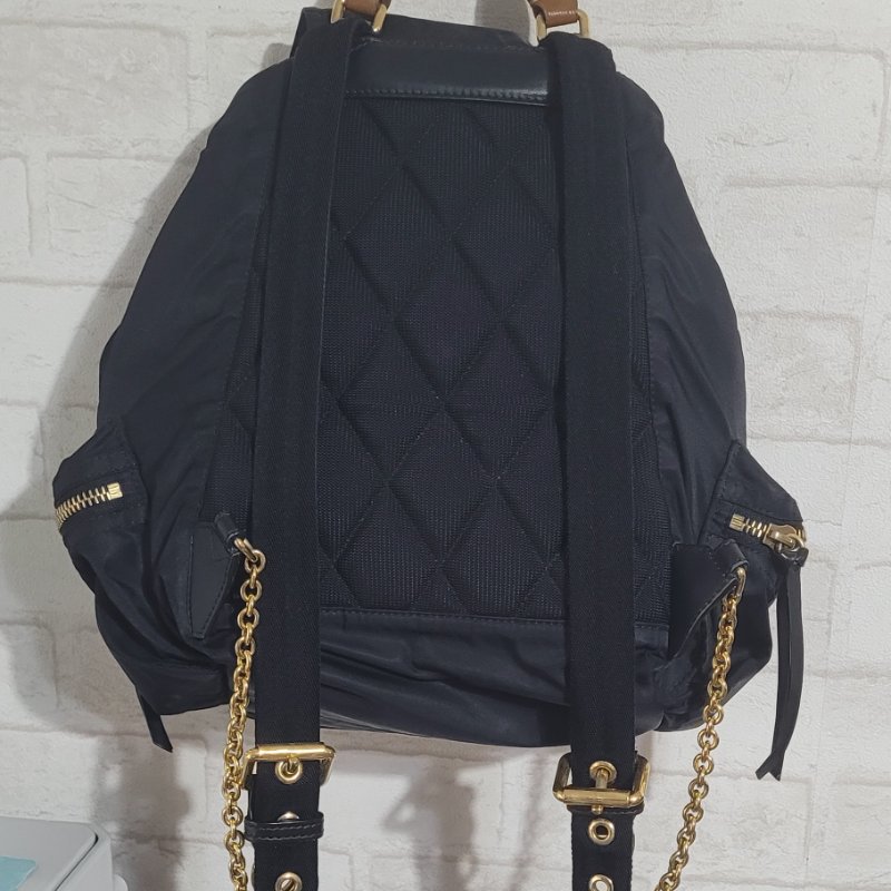 Burberry 中號鍊條後背包-7