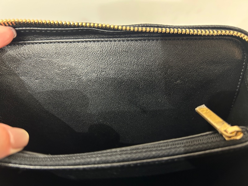 Chanel 黑荔枝Vanity case浮雕logo手提斜背化妝箱包-10