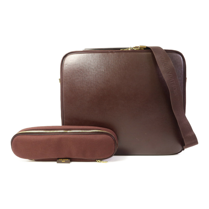 LOUIS VUITTON Taiga Porto Ordinatur Odessa金扣手挽肩背兩用袋-21