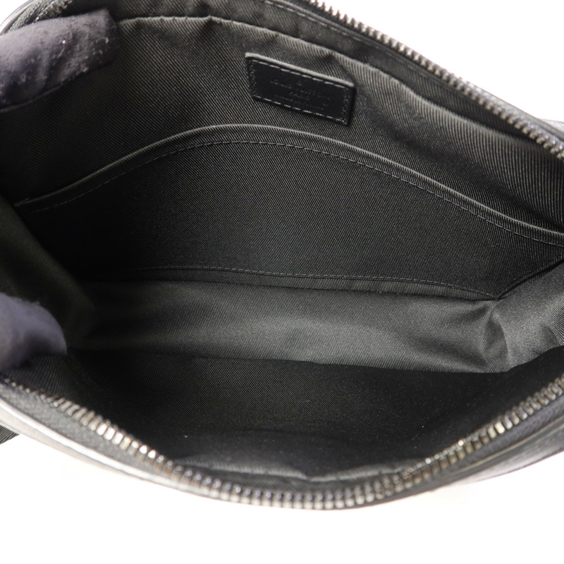 LOUIS VUITTON Monogram Shadow Trio Messenger肩背袋-6