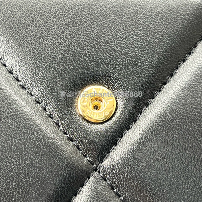 💗香緹國際精品💗 Chanel 19長夾 羊皮 極新 盒裝完整-5