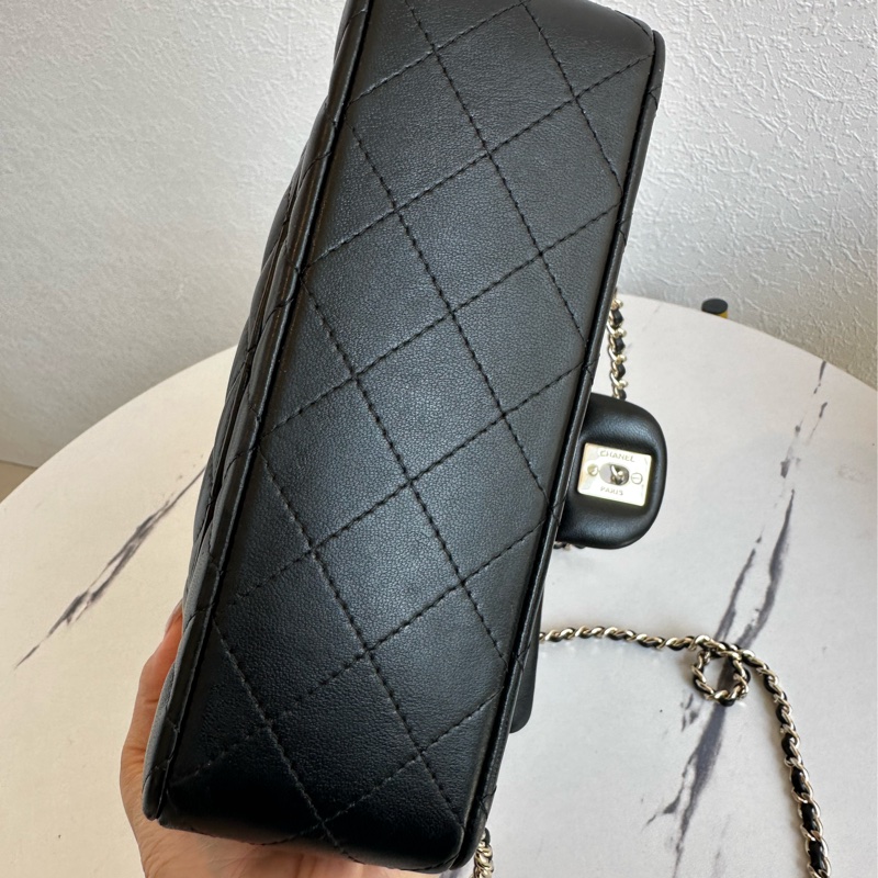 香奈兒Coco handle 20 真的很好看-7