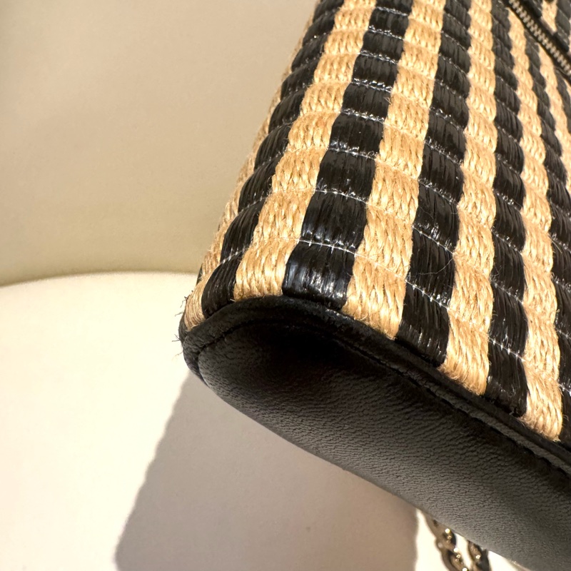 Chanel / 香奈兒 拉菲草編手機包-2