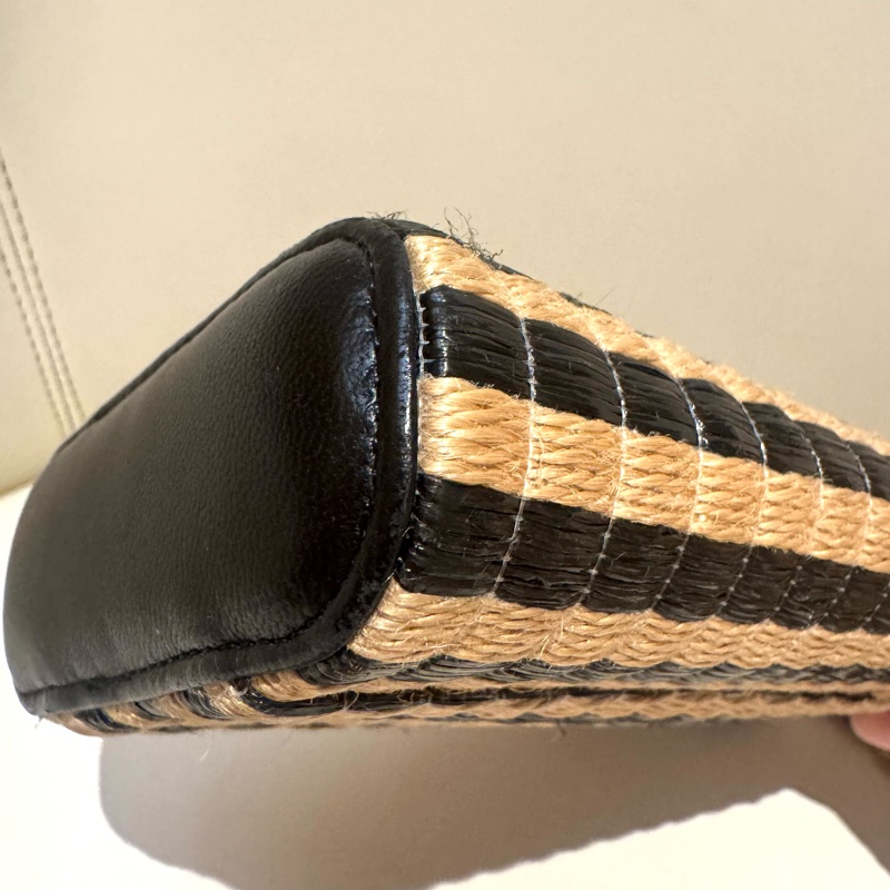 Chanel / 香奈兒 拉菲草編手機包-10