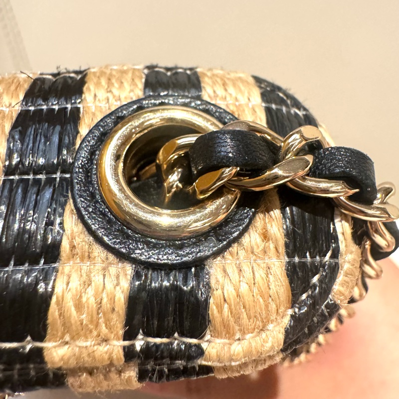 Chanel / 香奈兒 拉菲草編手機包-17