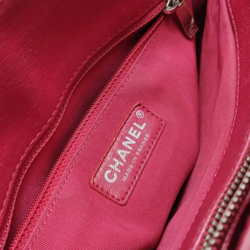 Chanel 羊皮 純色 菱格 絎縫 雙C Logo 單肩包-10