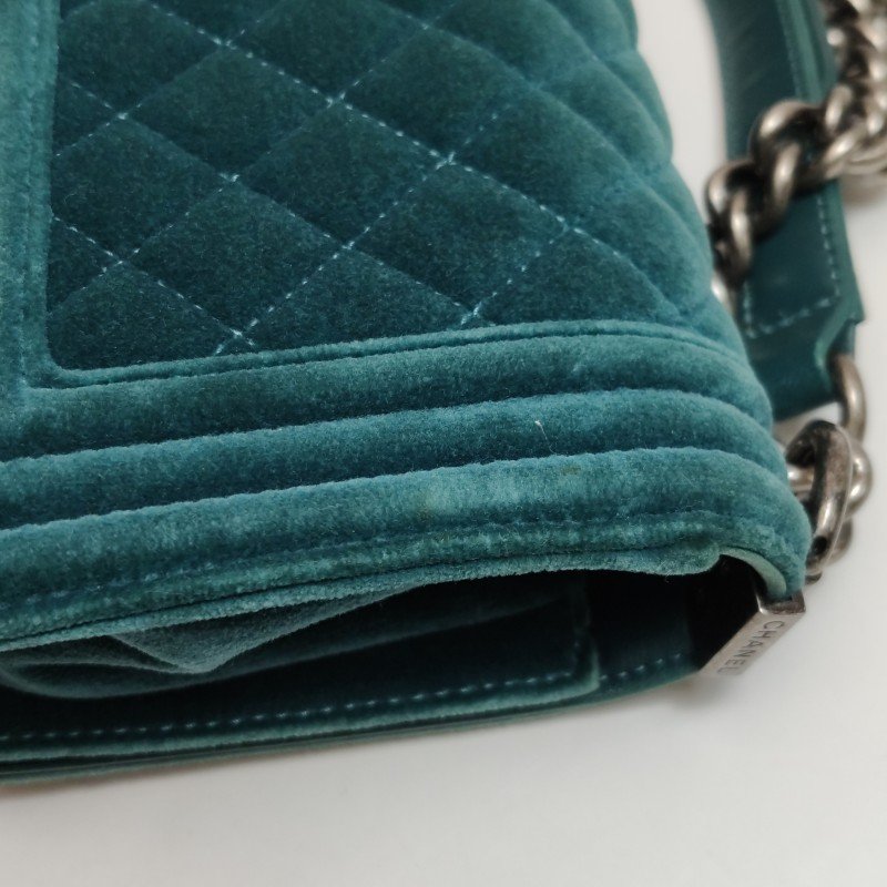 Chanel Leboy 季節限定款 小號 羊皮 絨布 菱格 方形 雙C 鎖扣 單肩包-11