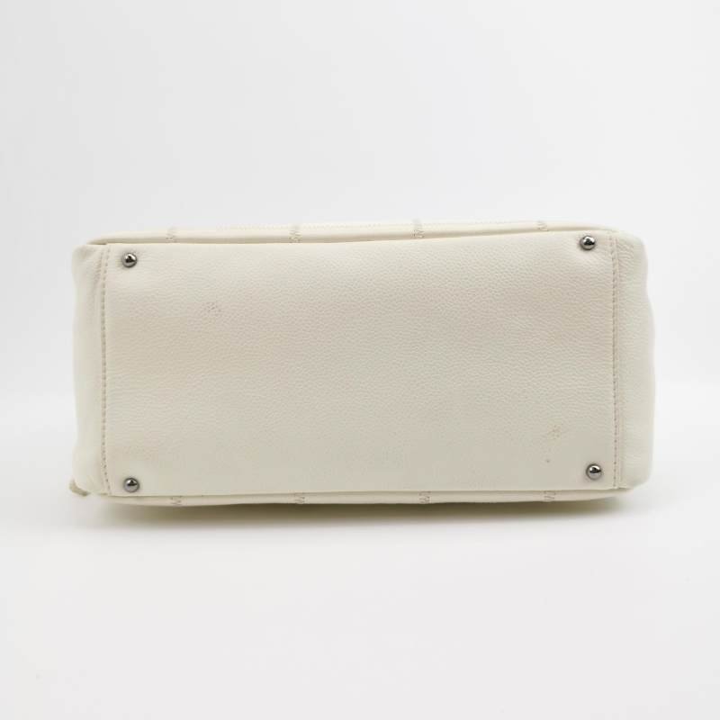 Chanel Chocolate Bar 冰格 牛皮 純色 萎格 字母 Logo 標誌 冰格紋 中古 單肩包-5