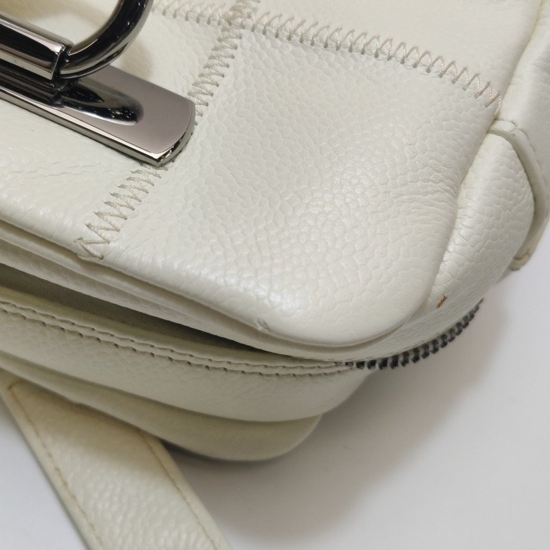 Chanel Chocolate Bar 冰格 牛皮 純色 萎格 字母 Logo 標誌 冰格紋 中古 單肩包-25