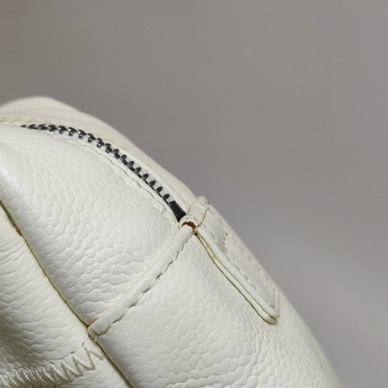 Chanel Chocolate Bar 冰格 牛皮 純色 萎格 字母 Logo 標誌 冰格紋 中古 單肩包-29