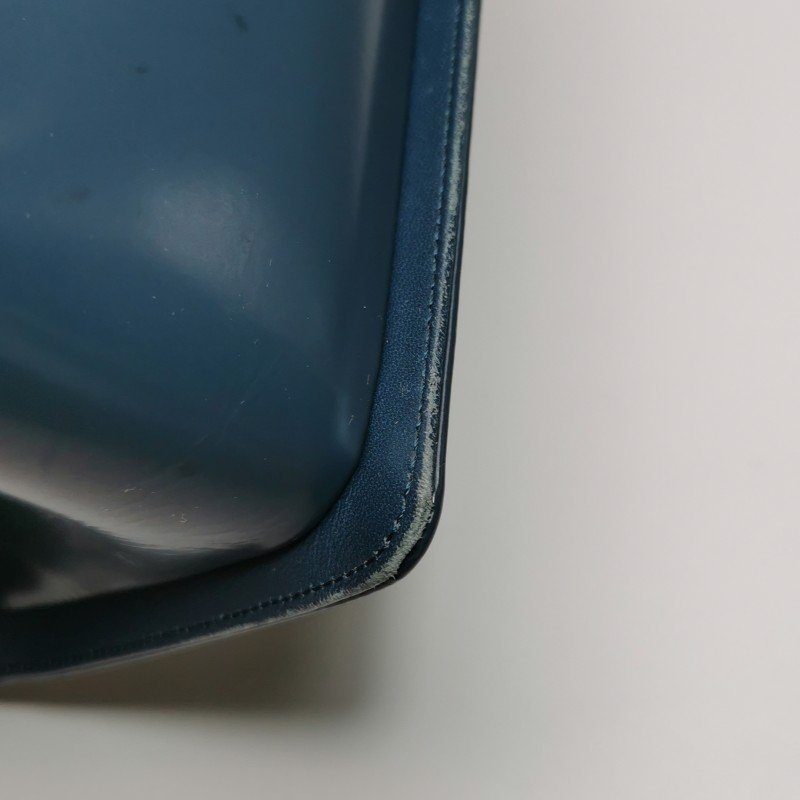 Chanel Leboy 季節限定款 中號 牛皮 純色 方形 雙C 鎖扣 單肩包-20