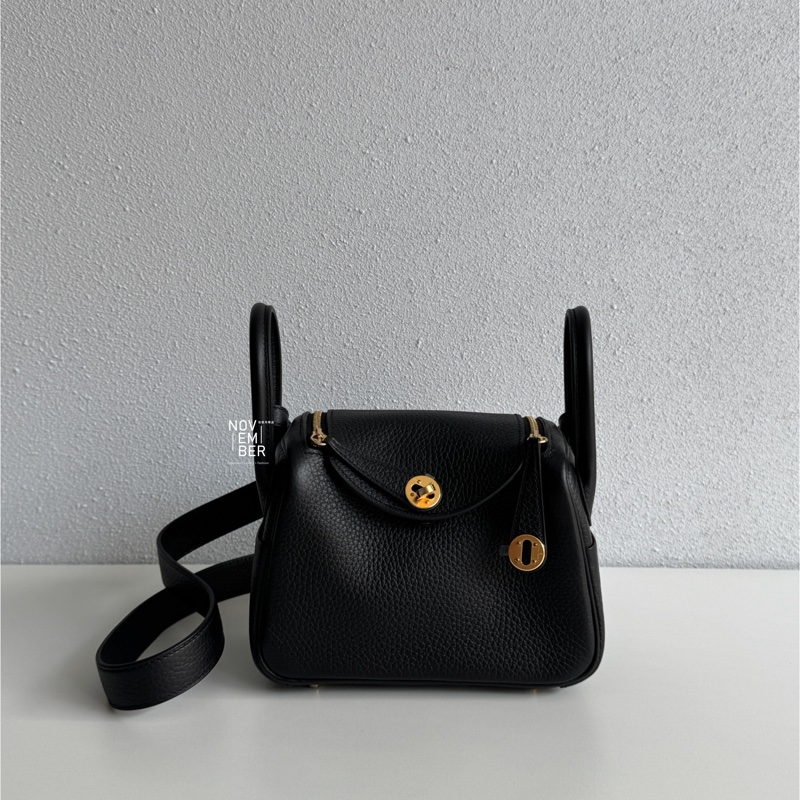 全新全配有購證💖 Hermès 愛馬仕 Mini Lindy 黑色金釦二代 斜背包-5