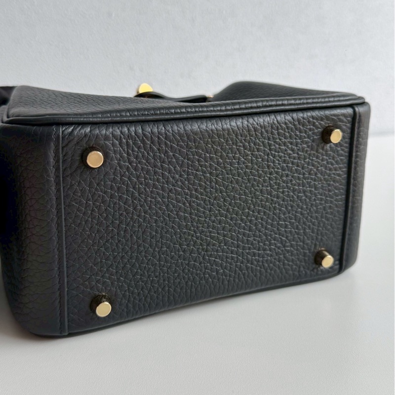 全新全配有購證💖 Hermès 愛馬仕 Mini Lindy 黑色金釦二代 斜背包-7