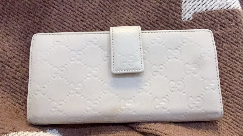 Gucci 淺灰色長夾-1