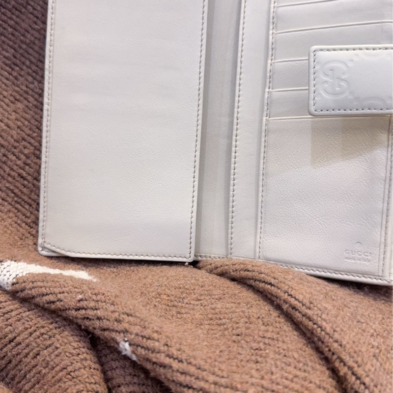 Gucci 淺灰色長夾-2