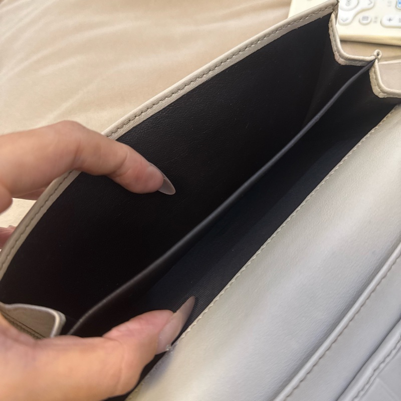 Gucci 淺灰色長夾-15