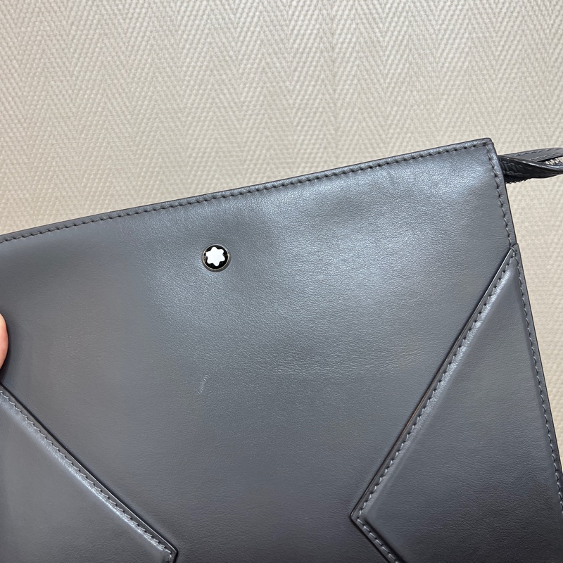 Montblac 黑灰漸層牛皮銀釦大班手拿包MB131680-1