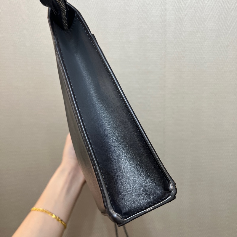 Montblac 黑灰漸層牛皮銀釦大班手拿包MB131680-3