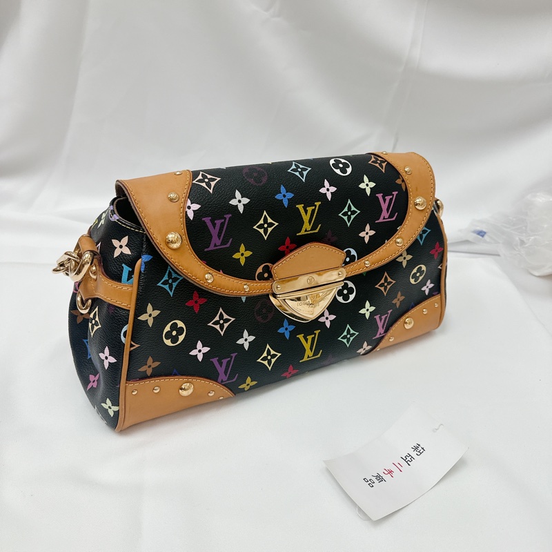 莉亞精品♡ LV 黑彩肩背包 二手美包-2