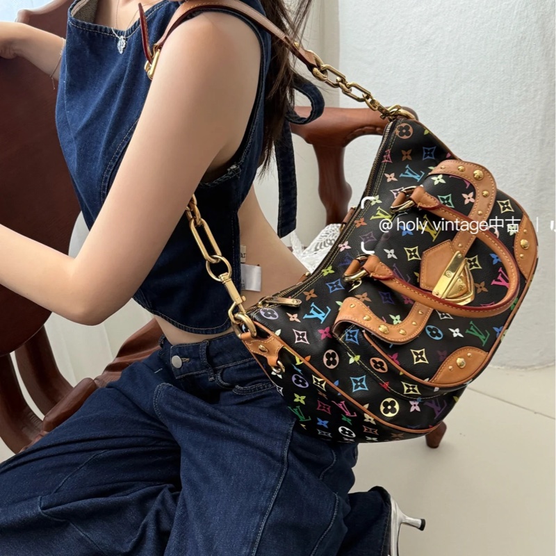 莉亞精品♡ LV 黑彩手提肩背包 二手美包-1