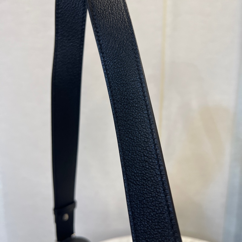 Hermes 黑Tarillion Novello皮銀釦Opli 28斜背包-16