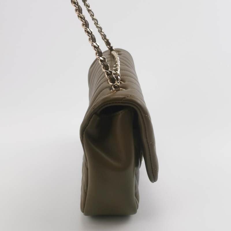 Chanel Classic Flap 季節限定款 羊皮 純色 V紋 絎縫 雙C扣 皮穿鏈 斜背包 單肩包-3