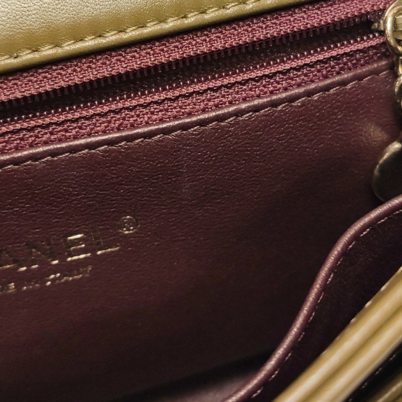 Chanel Classic Flap 季節限定款 羊皮 純色 V紋 絎縫 雙C扣 皮穿鏈 斜背包 單肩包-9