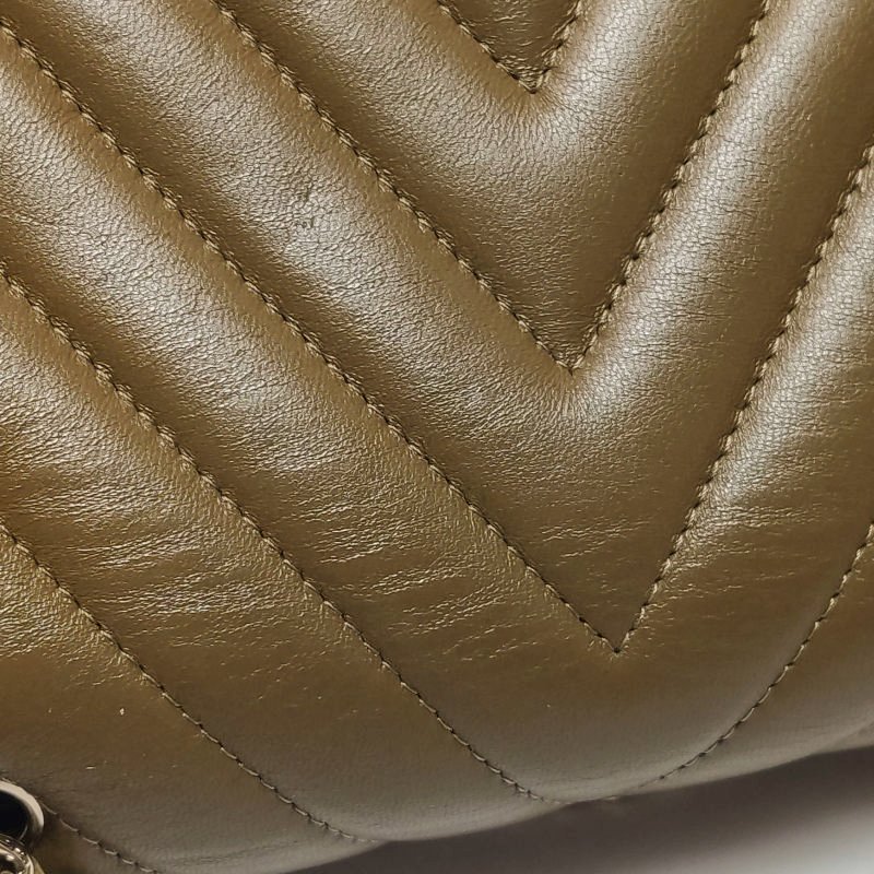 Chanel Classic Flap 季節限定款 羊皮 純色 V紋 絎縫 雙C扣 皮穿鏈 斜背包 單肩包-22